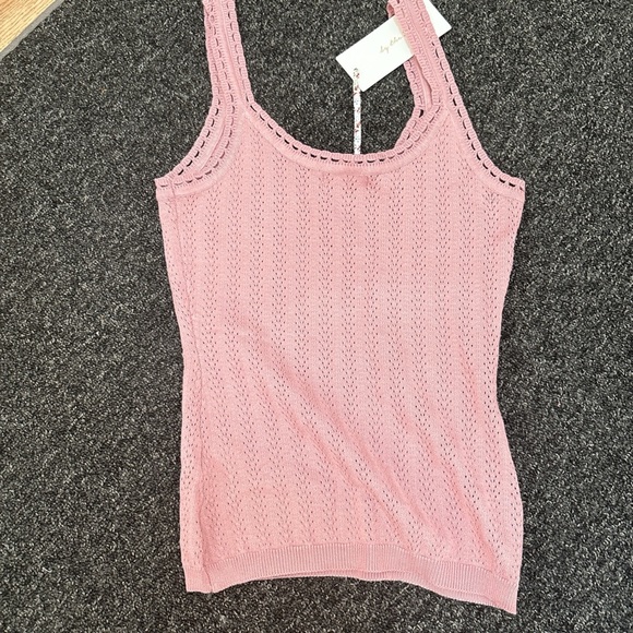 Pink Sleeveless Knit Top - Picture 2 of 4